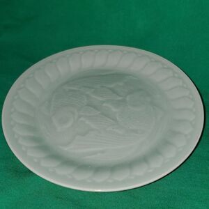 Vintage Longquan Celadon Koi Carp Fish Dessert Plate 6.75"